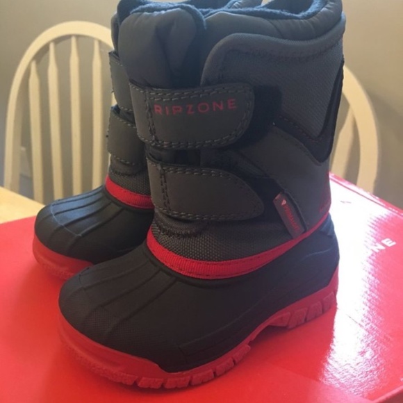 BRAND NEW toddler ripzone dasher b snow winter boots size 5T - Picture 4 of 6